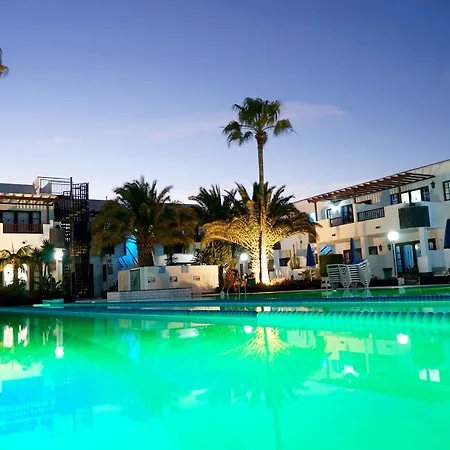 Aparthotel Plaza Azul 2*