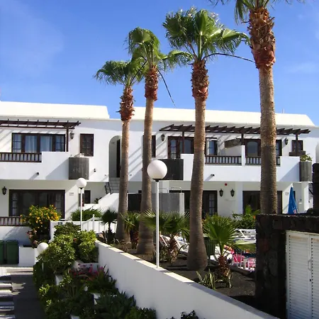 מלון דירות Plaza Azul 2*