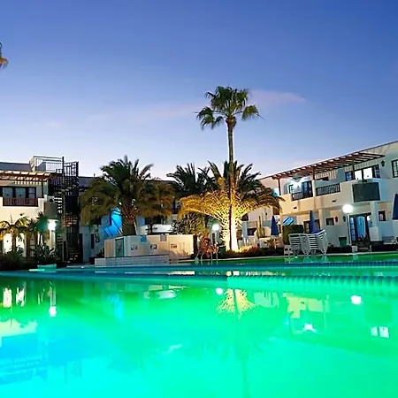 Aparthotel Plaza Azul 2*