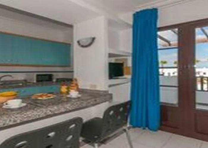 Plaza Azul Apart Otel Puerto del Carmen (Lanzarote)