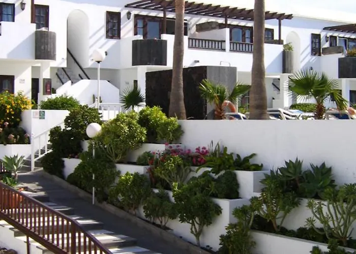 Plaza Azul Puerto del Carmen (Lanzarote)