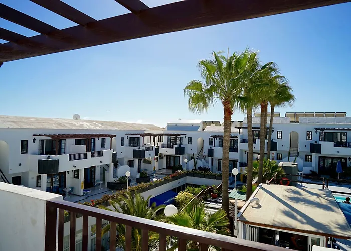 Plaza Azul Puerto del Carmen (Lanzarote)
